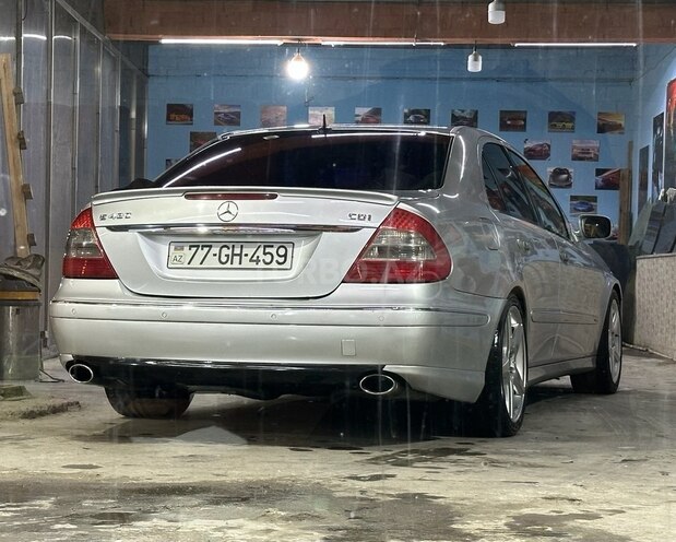 Mercedes E 270 2002, 410,000 km - 2.7 l - Bakı