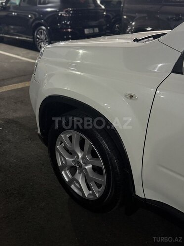 Nissan X-Trail-12