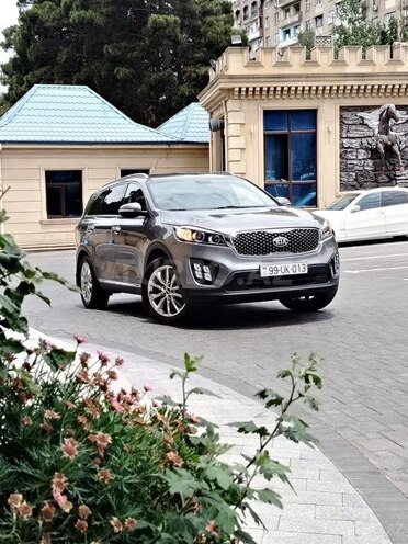 Kia Sorento-1