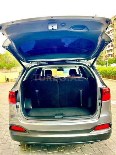 Kia Sorento-21