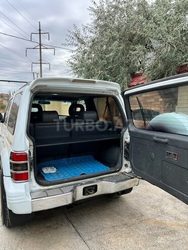 Mitsubishi Pajero 1996, 276,350 km - 2.8 l - Bakı