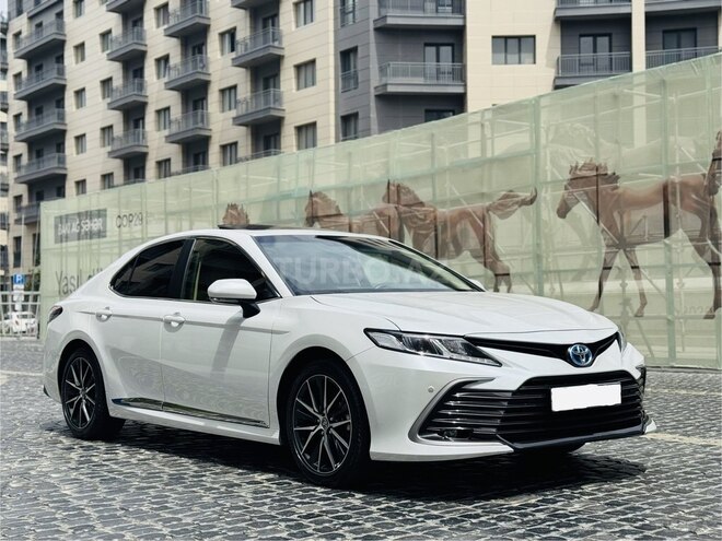 Toyota Camry-3