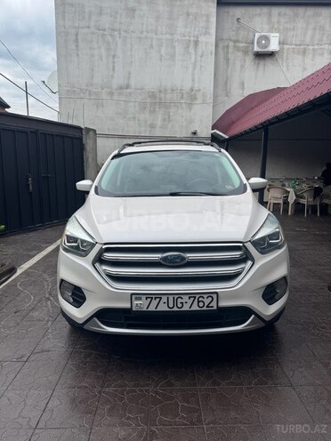 Ford Escape 2017, 71,000 km - 1.5 л - Zaqatala