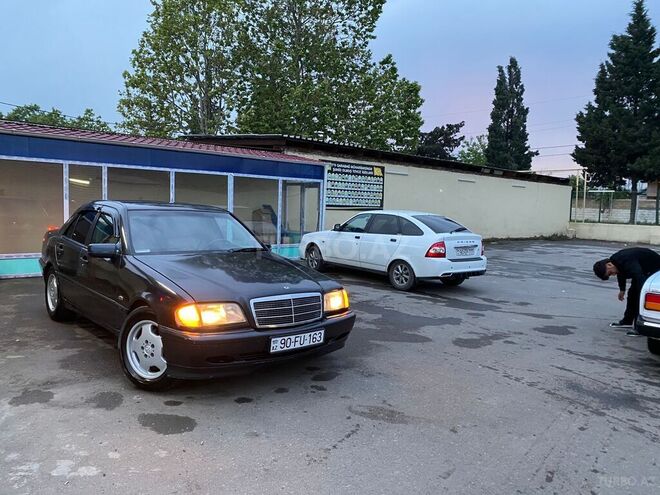 Mercedes C 280 1997, 381,000 km - 2.8 l - Bakı