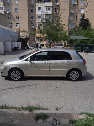 Toyota Corolla 2004, 490,000 km - 1.4 l - Bakı