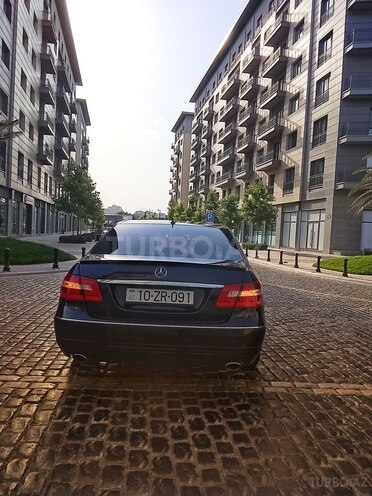 Mercedes E 250 2009, 272,000 km - 1.8 l - Bakı