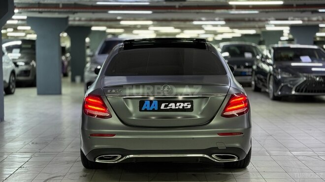 Mercedes E 300-6