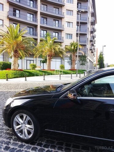 Mercedes E 250 2009, 272,000 km - 1.8 l - Bakı