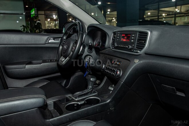 Kia Sportage-13