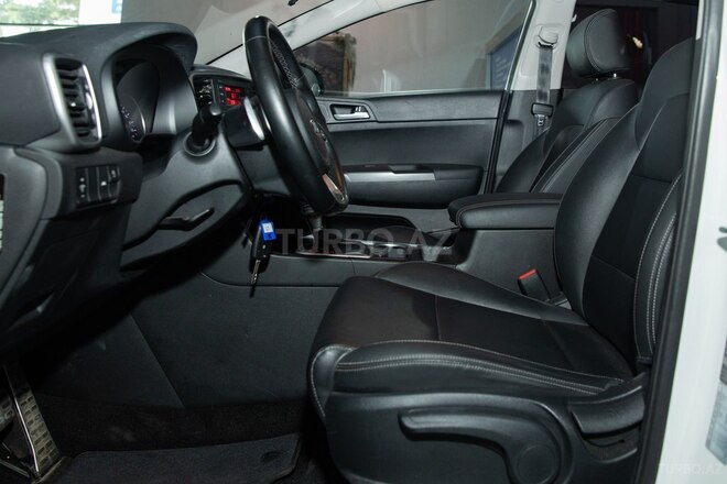 Kia Sportage-24