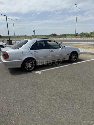 Mercedes C 180 2000, 246,400 km - 1.8 l - Yevlax