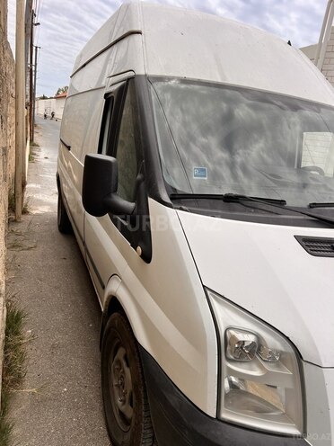 Ford Transit-2