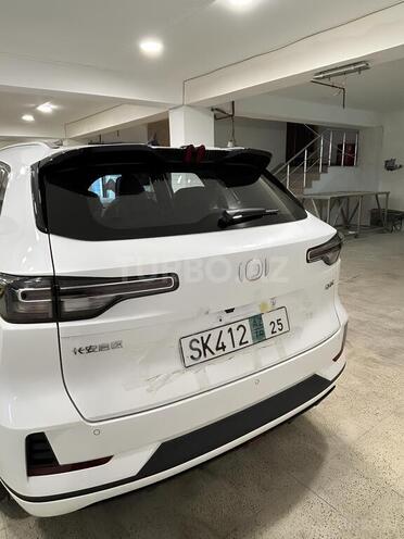 Changan Qiyuan Q05-4