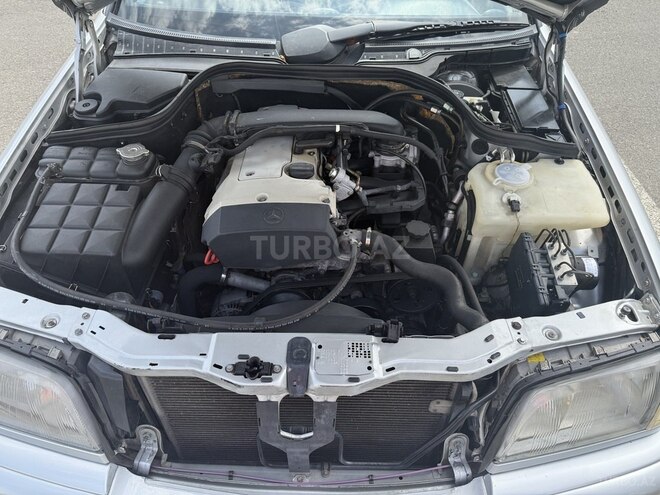 Mercedes C 180 2000, 246,400 km - 1.8 l - Yevlax