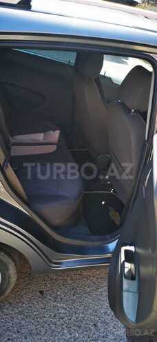 Chevrolet Spark-8