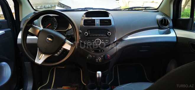 Chevrolet Spark-12