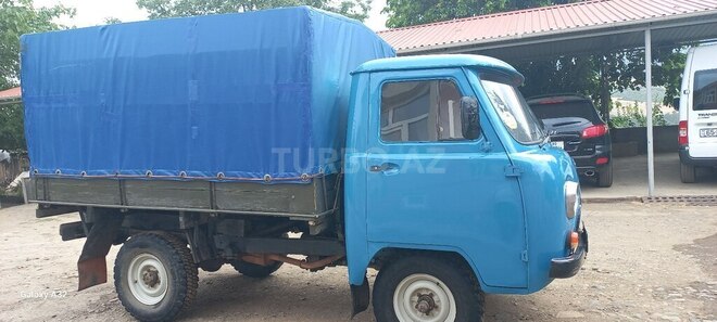 UAZ 452 1998, 430,000 km - 2.5 l - Yardımlı