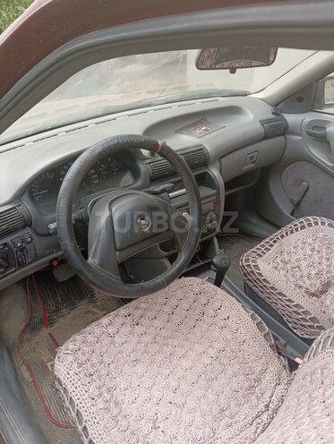 Opel Astra 1992, 100,000 km - 1.8 l - Bakı