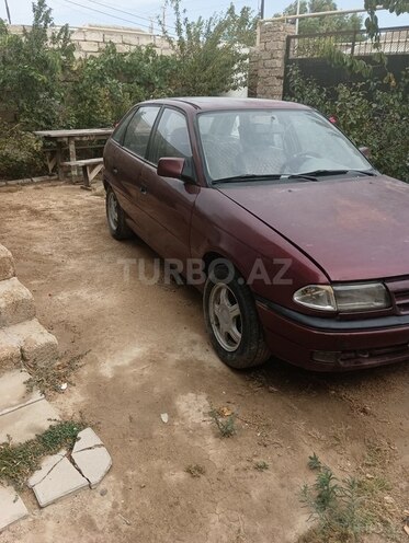 Opel Astra 1992, 100,000 km - 1.8 l - Bakı
