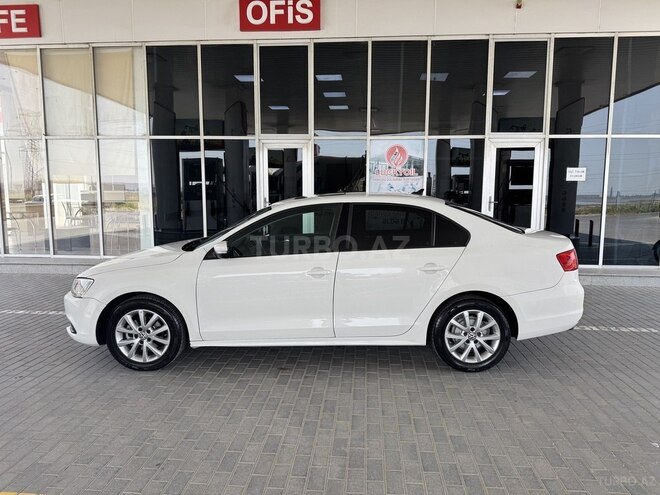 Volkswagen Jetta 2011, 250,000 km - 2.5 l - Bakı