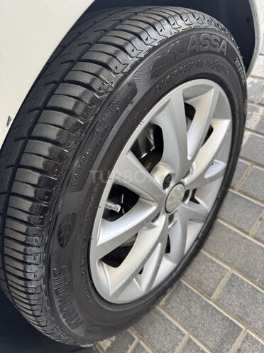 Volkswagen Jetta 2011, 250,000 km - 2.5 l - Bakı