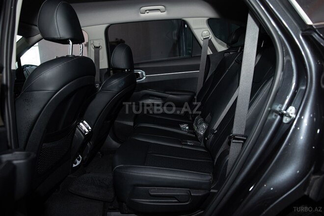 Kia Sorento-13