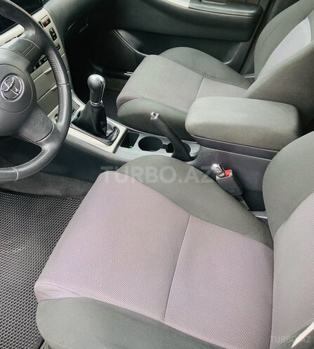 Toyota Corolla 2006, 247,000 km - 1.4 l - Bakı
