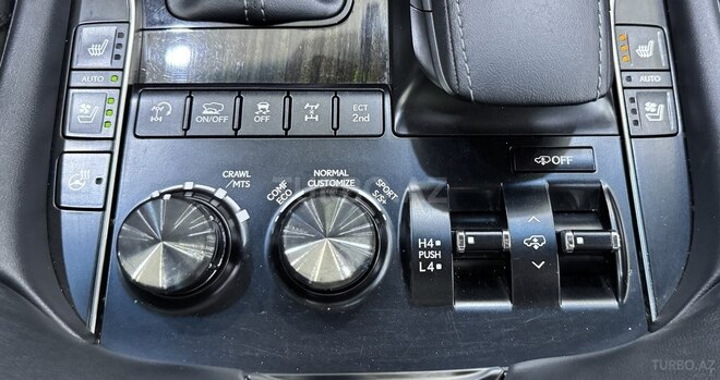 Lexus LX 570 2016, 130,900 km - 5.7 l - Bakı