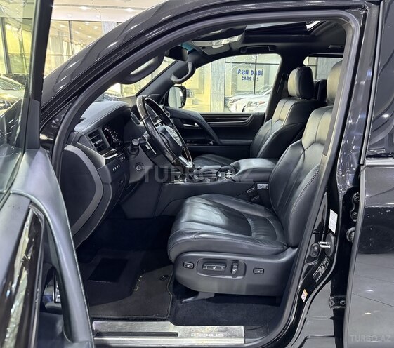 Lexus LX 570 2016, 130,900 km - 5.7 l - Bakı
