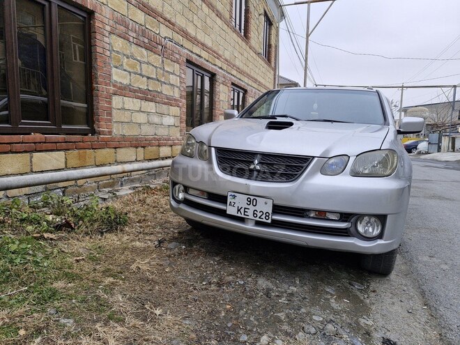 Mitsubishi Airtrek 2002, 500,000 km - 2.0 l - Beyləqan
