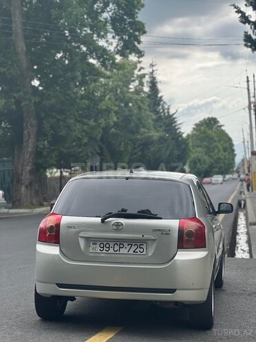 Toyota Corolla 2006, 180,000 km - 1.4 l - Qax