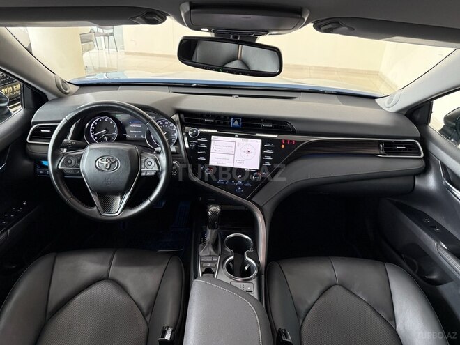 Toyota Camry-10