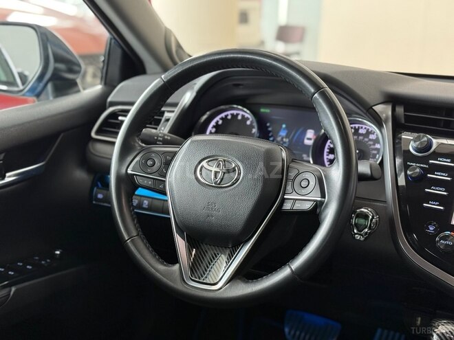 Toyota Camry-14
