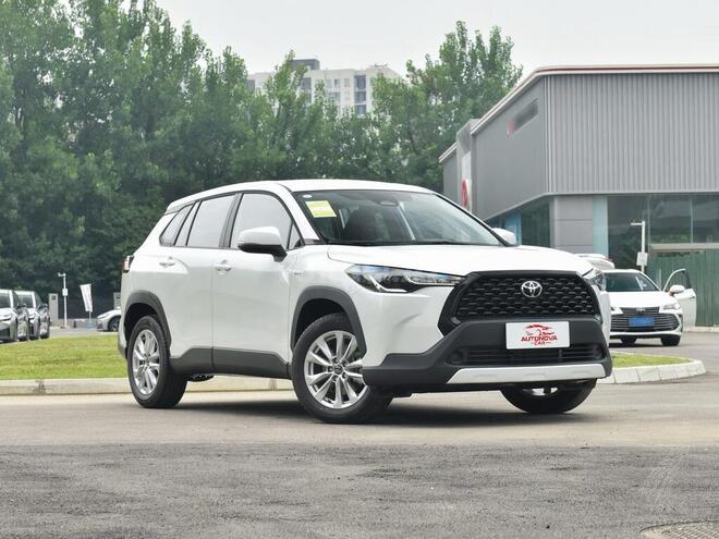Toyota Corolla Cross 2025, 0 km - 2.0 л - Bakı