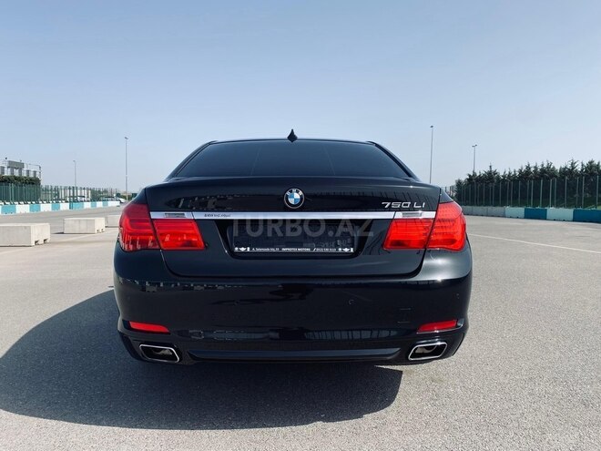 BMW 750 2011, 248,000 km - 4.4 l - Bakı