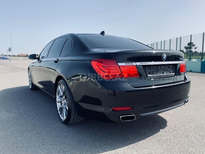 BMW 750 2011, 248,000 km - 4.4 l - Bakı