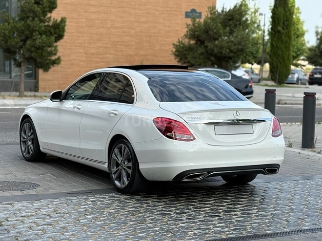 Mercedes C 300 2018, 61,799 km - 2.0 l - Bakı