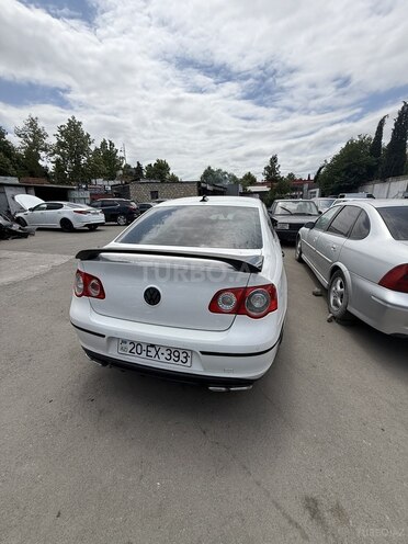 Volkswagen Passat 2009, 250,000 km - 2.0 l - Mingəçevir