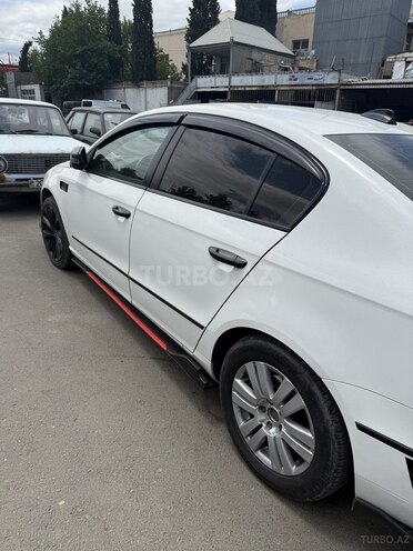 Volkswagen Passat 2009, 250,000 km - 2.0 l - Mingəçevir