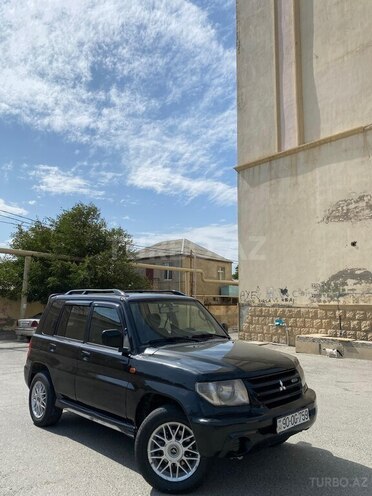 Mitsubishi Pajero io 2000, 850,000 km - 2.0 l - Bakı