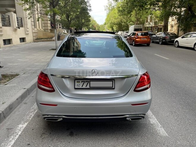 Mercedes E 220 d 2016, 169,500 km - 2.0 l - Bakı