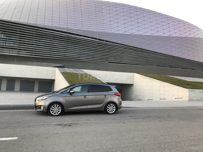 Kia Carens 2015, 220,000 km - 2.0 l - Bakı