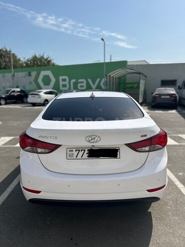 Hyundai Avante 2015, 137,300 km - 1.6 л - Bakı