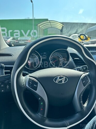 Hyundai Avante 2015, 137,300 km - 1.6 л - Bakı