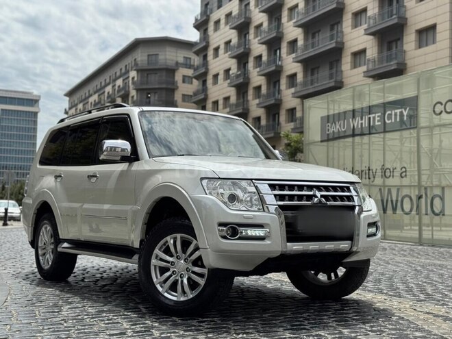 Mitsubishi Pajero 2016, 160,000 km - 3.0 l - Bakı