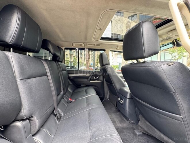 Mitsubishi Pajero 2016, 160,000 km - 3.0 l - Bakı