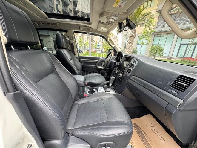 Mitsubishi Pajero 2016, 160,000 km - 3.0 l - Bakı