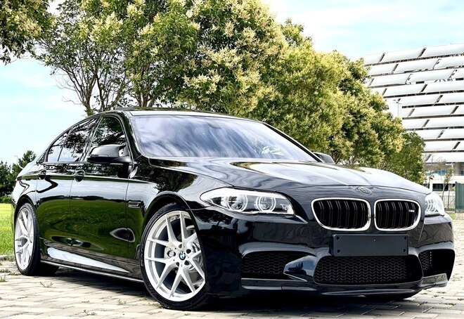 BMW 528-2