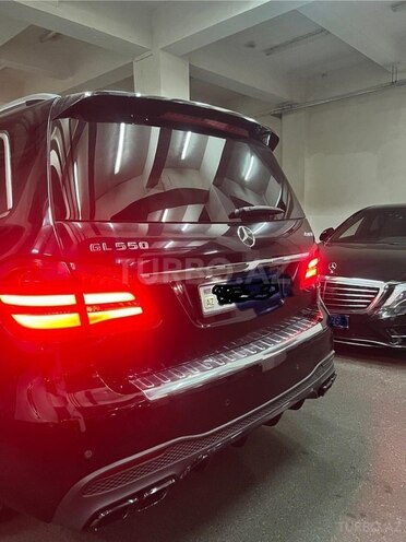 Mercedes GL 550-4