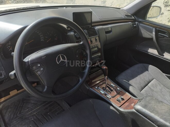 Mercedes E 220 d 2002, 530,000 km - 2.2 l - Gəncə
